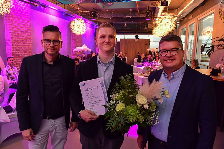 30 Absolventen der IHK in Gera geehrt